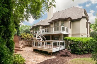 6005 Oakbury Ln in Suwanee, GA - Building Photo - Building Photo