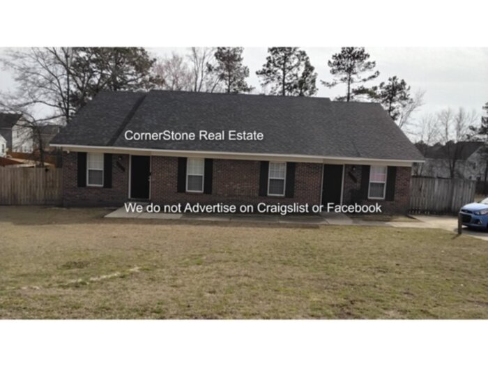 3466 Rockfish Rd in Raeford, NC - Building Photo