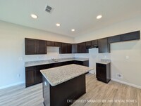 6055 Carolines Ct in Jacksonville, FL - Foto de edificio - Building Photo