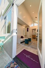 619 Ultimo Ave in Long Beach, CA - Building Photo - Building Photo