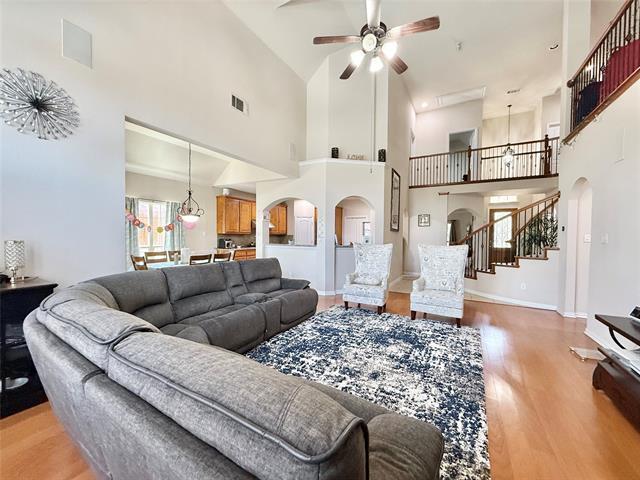 property at 7430 Hidden Cove Ln