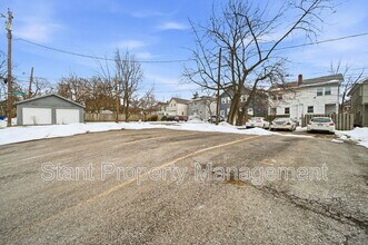 2536 Adams Ave in Columbus, OH - Building Photo - Building Photo