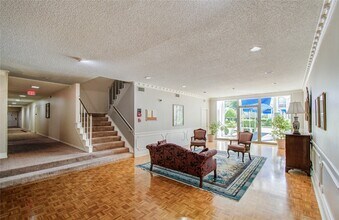 2700 Bellefontaine in Houston, TX - Foto de edificio - Building Photo