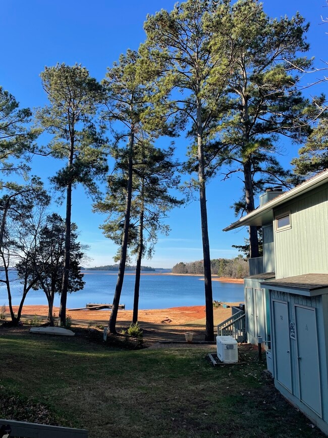 4C Hartwell Villas Rentals in Anderson, SC