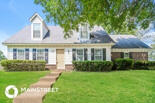 2569 Kate Bond Rd in Memphis, TN - Building Photo