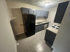 3695 Tibbs Dr in Nashville, TN - Building Photo - Building Photo