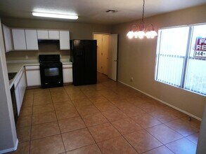 6211 S Avenue De La Chandelle in Tucson, AZ - Building Photo - Building Photo