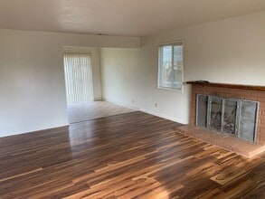 61 Van Fossen Ct in Eugene, OR - Building Photo - Building Photo