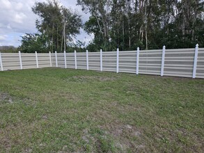 807 Lystra Ave in Ft. Myers, FL - Building Photo - Building Photo