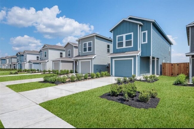 18247 Via Aurelia Dr in New Caney, TX - Building Photo - Building Photo