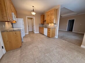 1505 N Claremont Cir in Marble Falls, TX - Building Photo - Building Photo