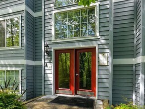 23410 18th Ave S in Des Moines, WA - Building Photo - Building Photo