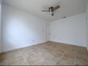 7507 Hickory Dr in Ft. Myers, FL - Building Photo - Building Photo