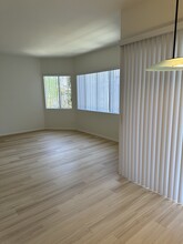 1933 18th St, Unit 202 in Santa Monica, CA - Building Photo - Building Photo