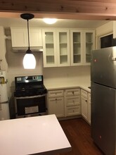5643 Telegraph Ave in Oakland, CA - Building Photo - Building Photo