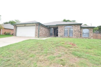 207 Eichelberger Dr in Copperas Cove, TX - Building Photo - Building Photo