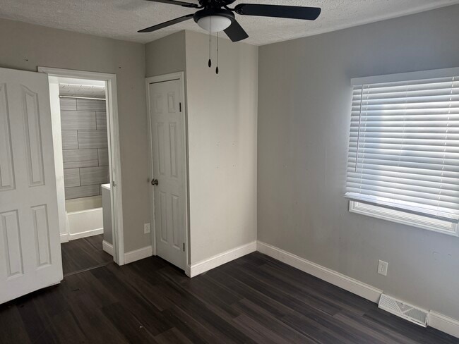 property at 120 Lakeview Blvd