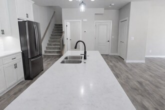 730 Compass Lp in Bismarck, ND - Building Photo - Building Photo