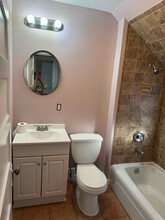 52 Colver St in New London, CT - Building Photo - Building Photo