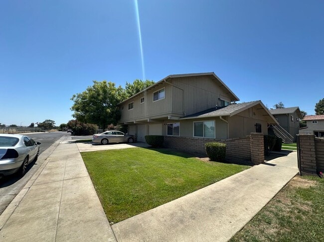 property at 1160 Tollhouse Rd