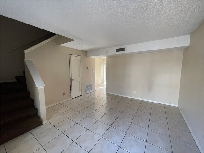 702 Hargest St in Prairie View, TX - Building Photo - Building Photo