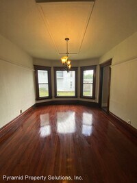 206 2nd St NE photo'