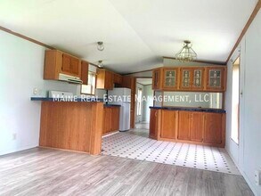 7 Bearberry Rd in Franklin, ME - Building Photo - Building Photo