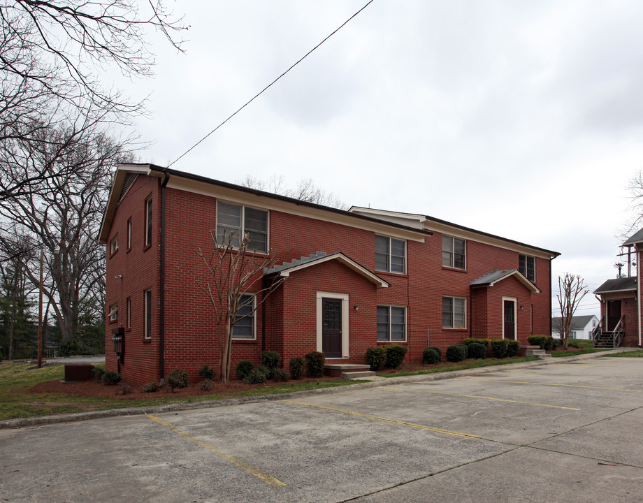 Homestead Apartments in Greensboro, NC - Building Photo