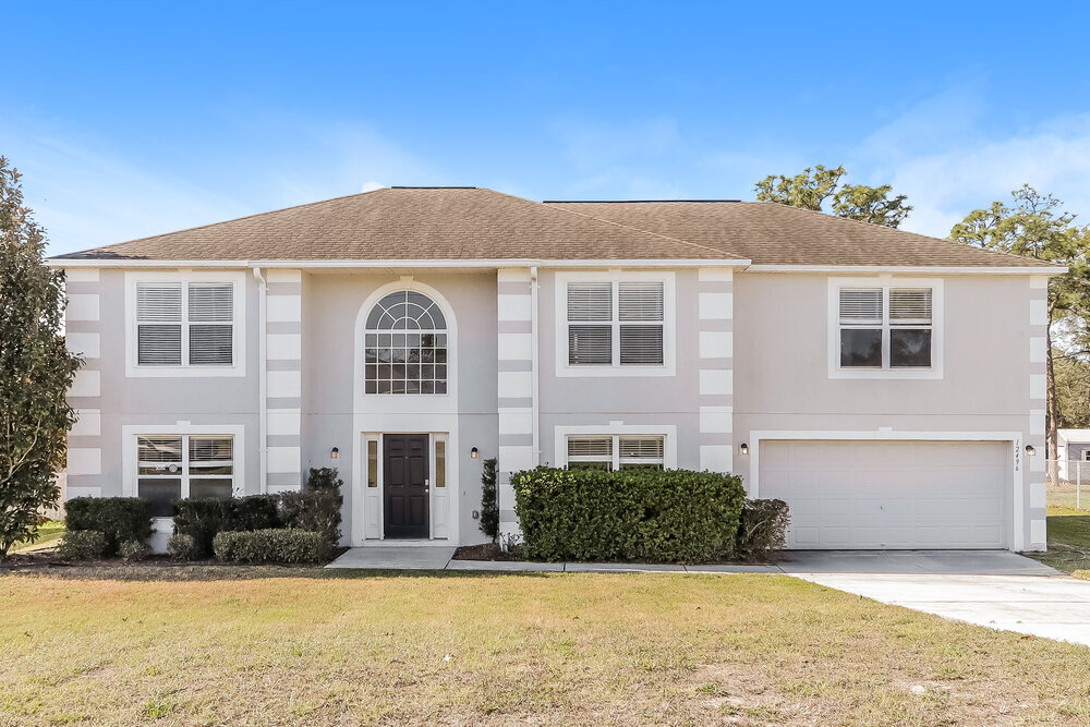 12496 Maycrest Ave in Brooksville, FL - Building Photo