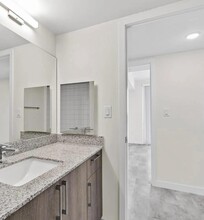 400 NW 112th Ave in Doral, FL - Building Photo - Building Photo