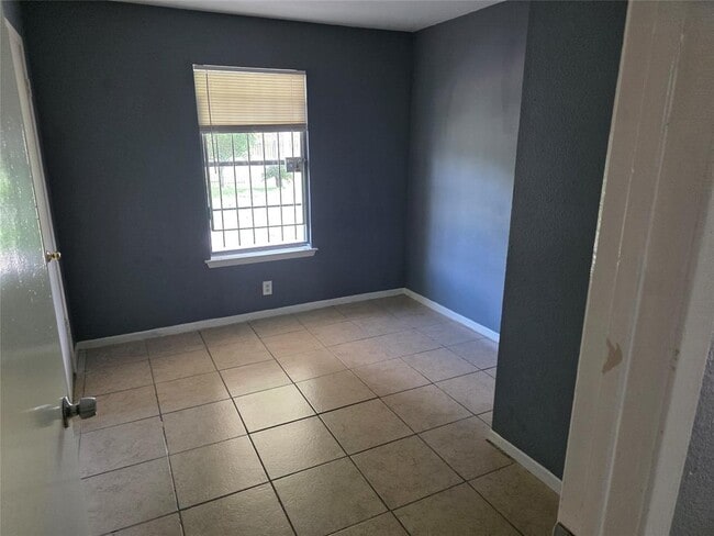 property at 3033 Berry Rd