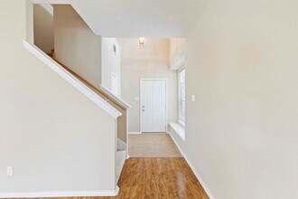 106 E Stedhill Loop in The Woodlands, TX - Building Photo - Building Photo