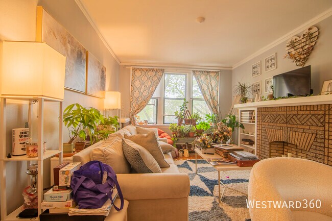 6038 N Hermitage Ave in Chicago, IL - Building Photo - Building Photo