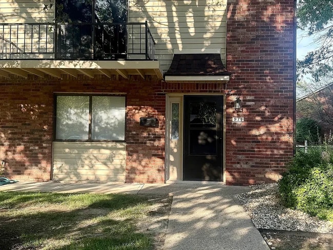 971 Greenwood Trl W, Unit 971