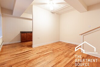 2844 N Orchard St, Unit 36 in Chicago, IL - Foto de edificio - Building Photo