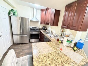 2817 N Clybourn Ave in Chicago, IL - Building Photo - Building Photo