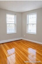 65 Shawmut St in Chelsea, MA - Building Photo - Building Photo