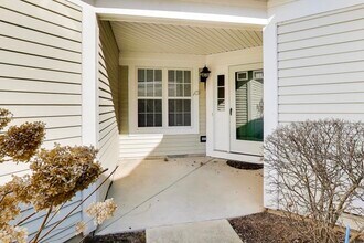 2073 Cambria Ct in Northbrook, IL - Building Photo - Building Photo