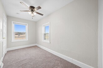 7700 W Kentucky Ave in Lakewood, CO - Building Photo - Building Photo