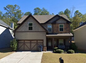Solamere Subdivision in Auburn, AL - Building Photo