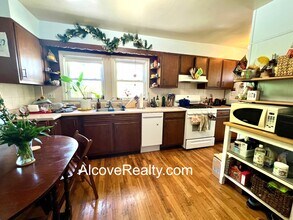 21 Sartwell Ave, Unit 3 in Somerville, MA - Building Photo - Building Photo