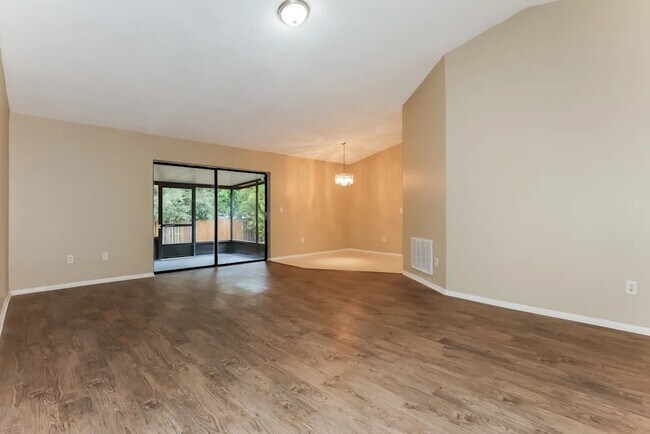 1519 Kestrel Way in Brandon, FL - Building Photo - Building Photo