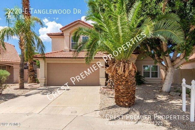 property at 3220 E Tanglewood Dr