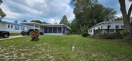 15038 Brookridge Blvd in Brooksville, FL - Building Photo - Building Photo