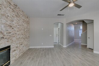 2452 Silver Blossom Ln in Henderson, NV - Building Photo - Building Photo