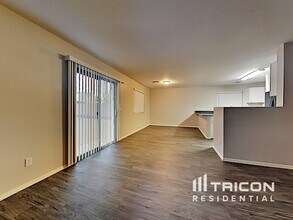 8558 W Superior Ave in Tolleson, AZ - Building Photo - Building Photo