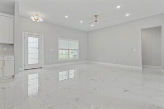 7 Wheeler Ln in Palm Coast, FL - Building Photo - Building Photo