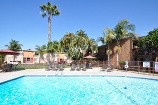 Sunset Villa Apartments