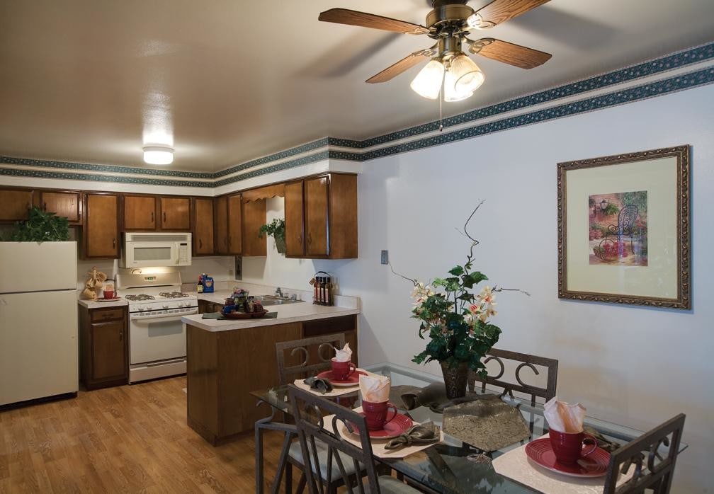 Chablis Apartments Addison, IL Apartments For Rent