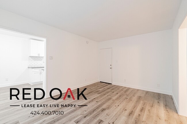 745 S Mariposa Ave in Los Angeles, CA - Building Photo - Building Photo